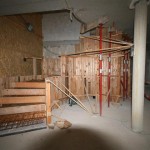 Eingeschalter Treppenlauf im Foyer des Erdgeschosses Eingeschalter Treppenlauf im Foyer des Erdgeschosses